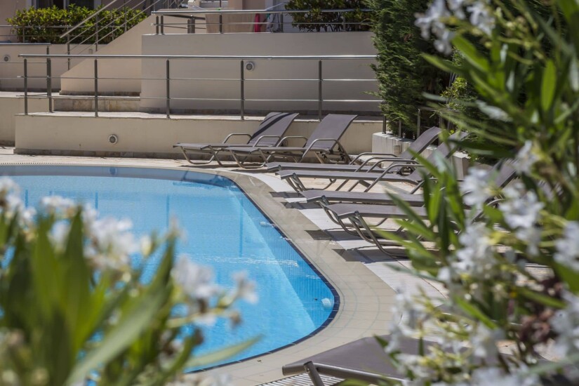 kefalonia apartments with pool